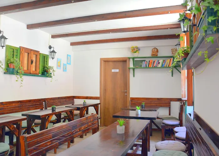 Montenegro Backpackers Home Kotor